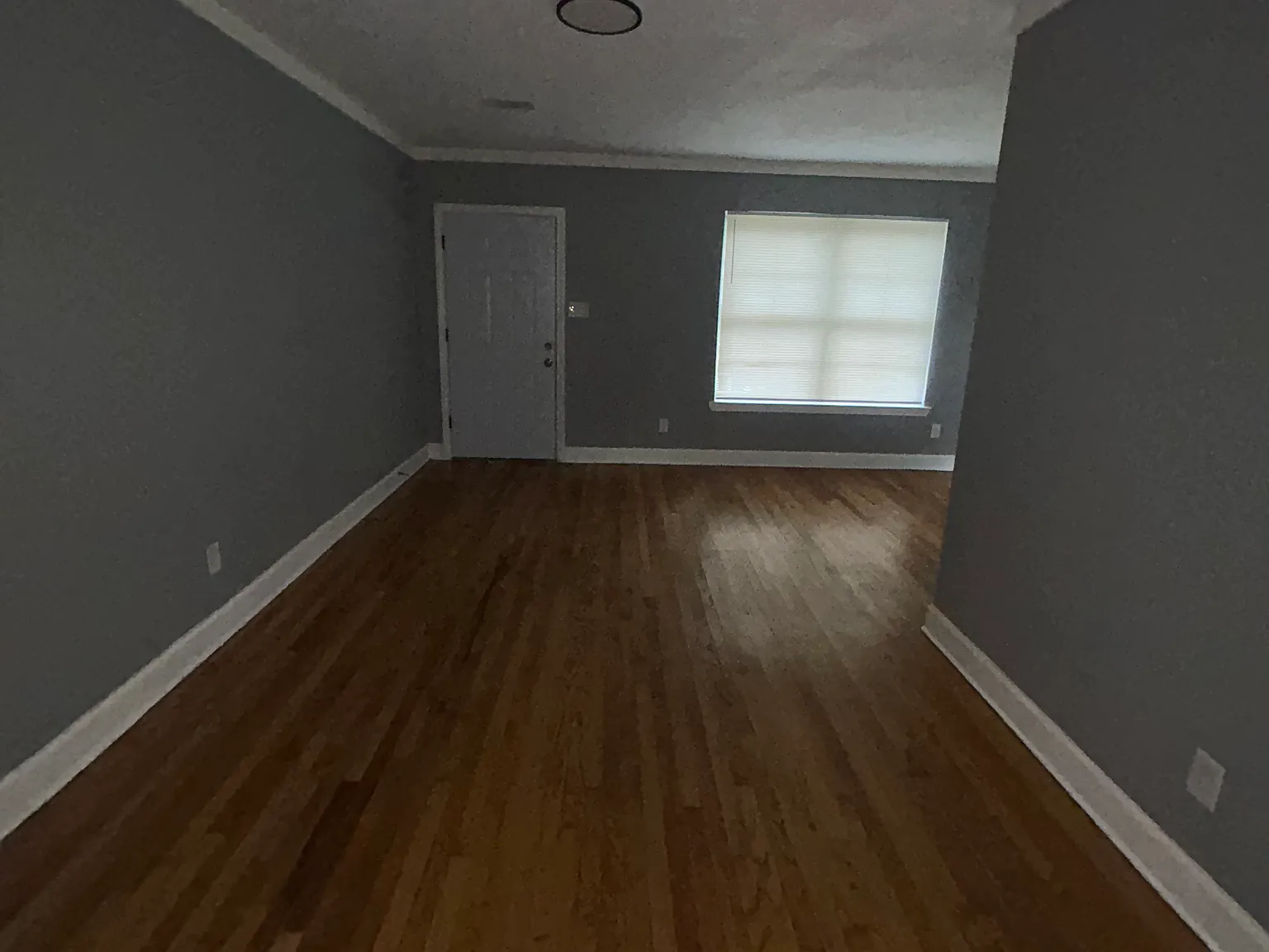 2 bed, $1,050 — Photo 3