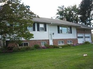 908 Zucksville Rd, Easton, PA 18040
