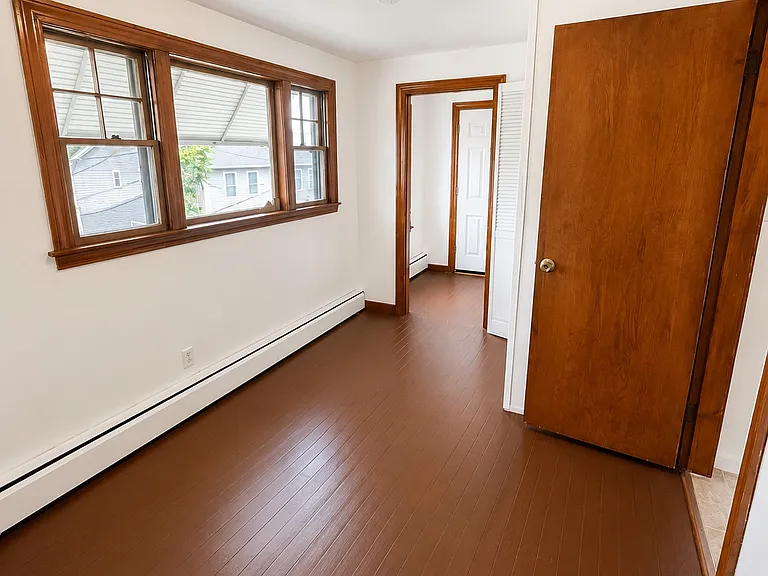 9 Division St #2R — Photo 2