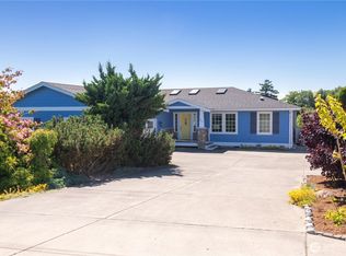 609 Highland Dr, Point Roberts, WA 98281