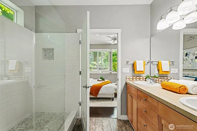 12223 NE 109th Way — Photo 16