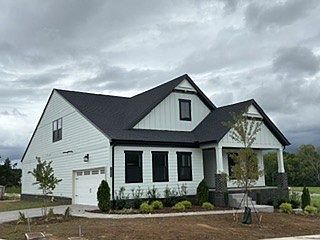 2nd image of 1065 Cherry Tree Dr