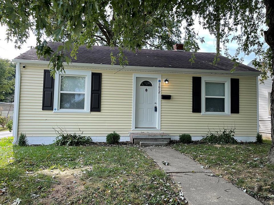 1st image of 1612 Manor Ct