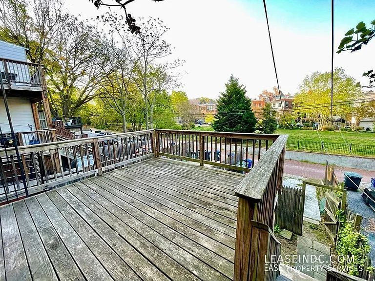 68 V St NW #1 — Photo 15