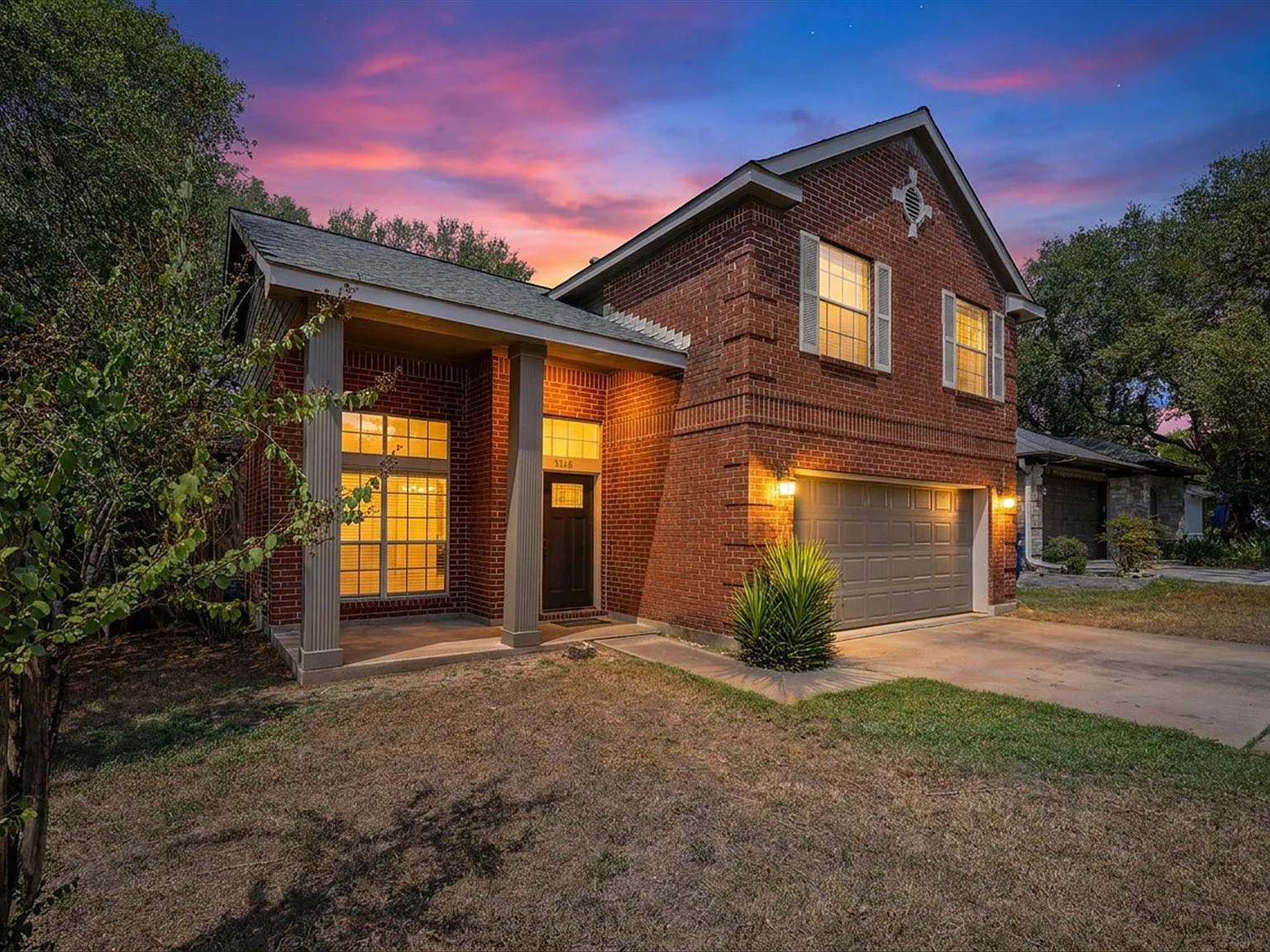 3 bed, 2.5 bath, 1447 sqft, $2,295 — Photo 2