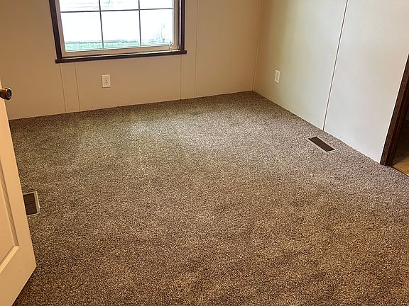 5th image of 6115 Robert Cir #265
