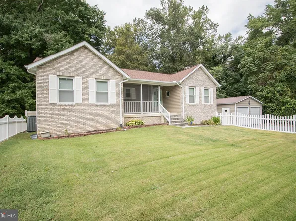 11561 Senora Ln, Lusby, MD 20657