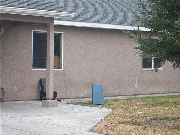 4th image of 311 1/2 Vineyard Ave