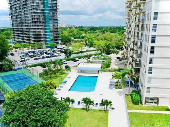 880 NE 69th St APT 1D, Miami, FL 33138