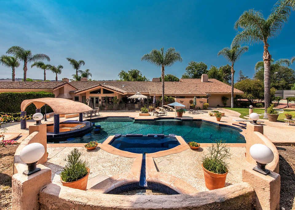 1st image of 2823 N Las Posas Cir