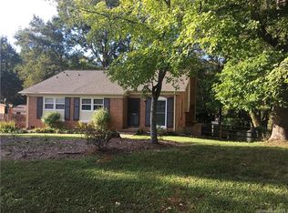 1329 Woodberry Rd, Charlotte, NC 28212