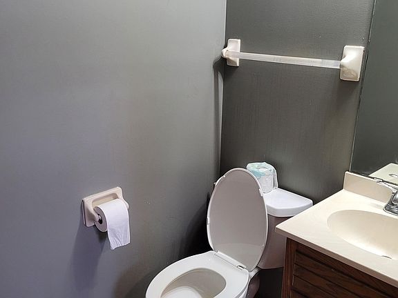 Half bathroom (upper level)