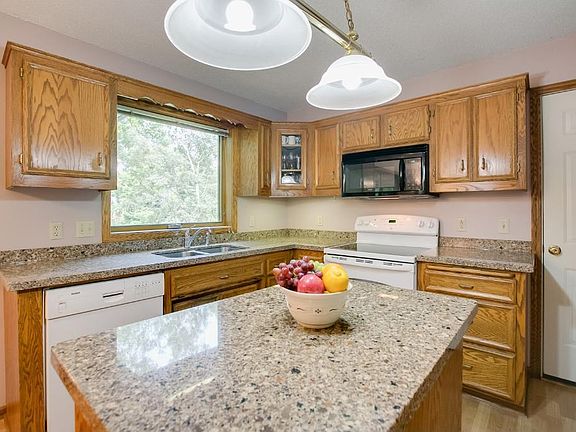 5th image of 3739 Greensboro Dr