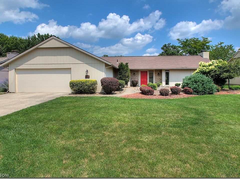 1st image of 21564 Meadows Edge Ln