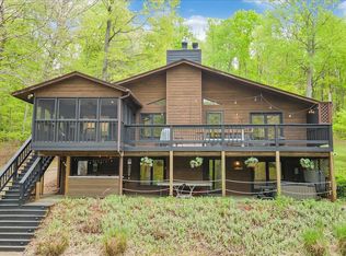 127 Charmwood Cir, Moneta, VA 24121