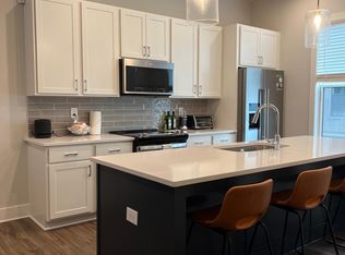 912 Huff Rd NW #910, Atlanta, GA 30318