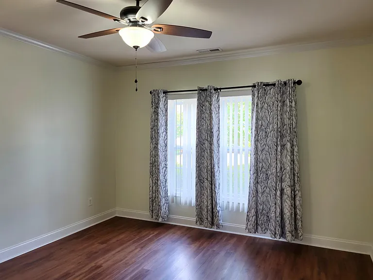 144 Hardinberry St — Photo 8