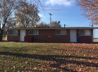 1003 Charwood St, Saint Charles, MO 63301