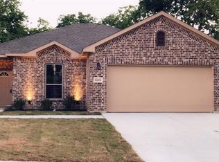 6266 Truman Dr, Fort Worth, TX 76112