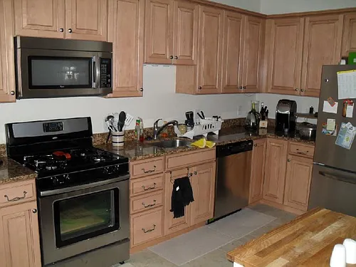 135 Paul Gore St #3 Photo 1