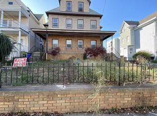 24-26 E 32nd St UNIT 2, Bayonne, NJ 07002