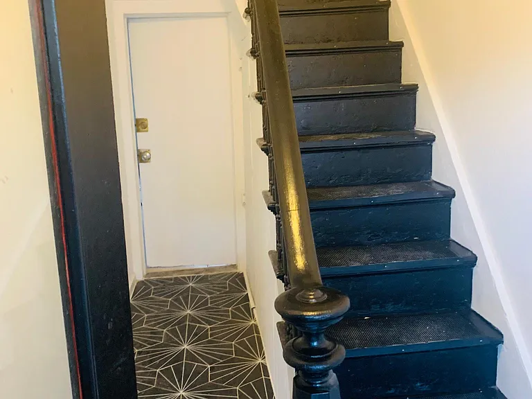 41 Wayne Ave #2 — Photo 7