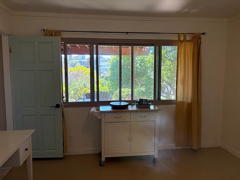 8301 Zitola Ter — Photo 5