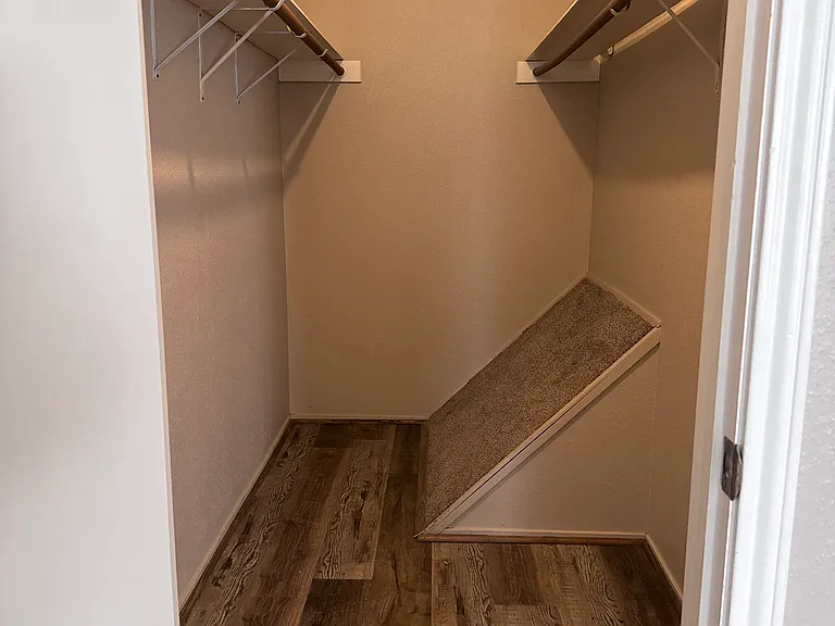 9280 Glen Meadow Ln — Photo 6