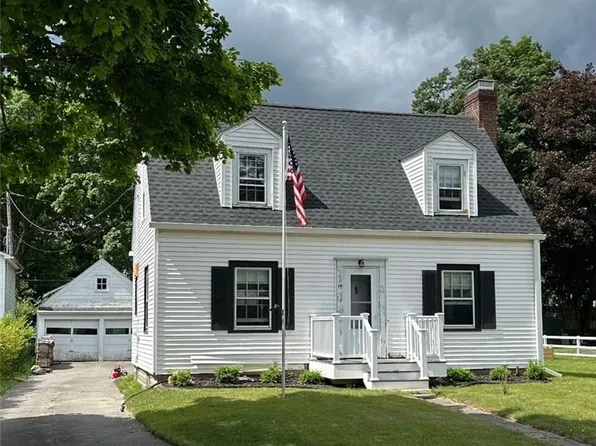 14 Lincoln Place, New Paltz, NY 12561