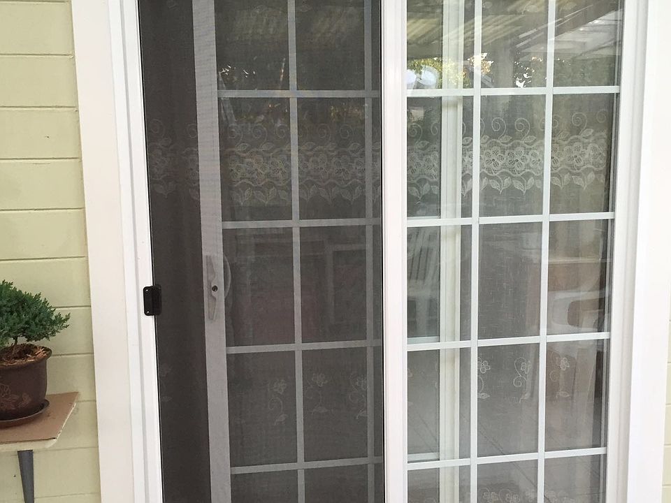 enter to the bedroom