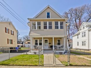 30-32 Sterling St, Springfield, MA 01107