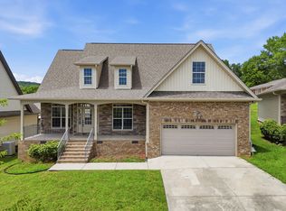 5343 Asher Village Dr, Ooltewah, TN 37363