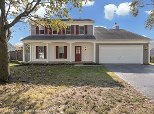 2635 Leyland Ln, Aurora, IL 60504