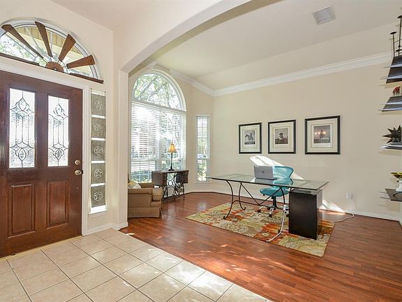 4th image of 3806 Grand Oak Ct