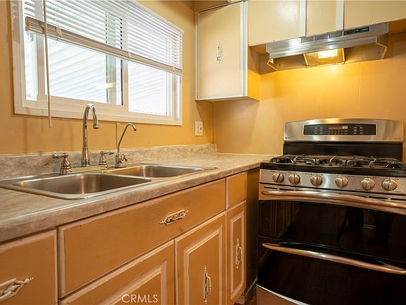3rd image of 1560 S Otterbein Ave #167