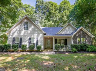 1401 Red Oak Way, Winder, GA 30680