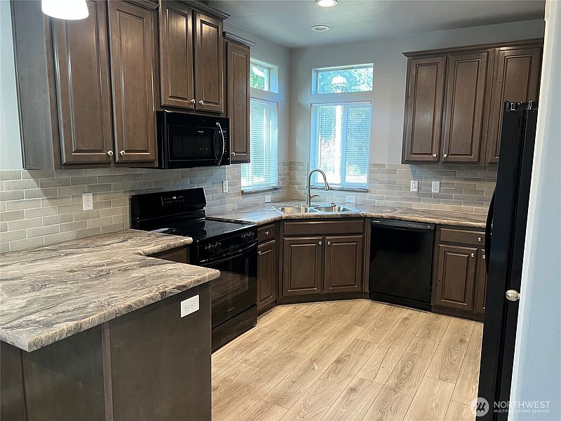4th image of 3371 SE Bielmeier Road #79