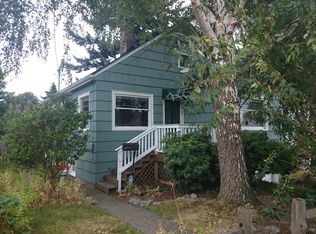 6738 13th Ave NW, Seattle, WA 98117