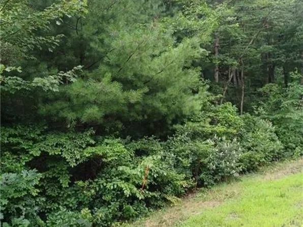 180 Pine Swamp Rd, Cumberland, RI 02864