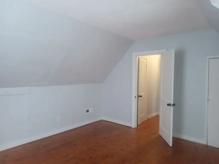 707 Rothesay Rd — Photo 9