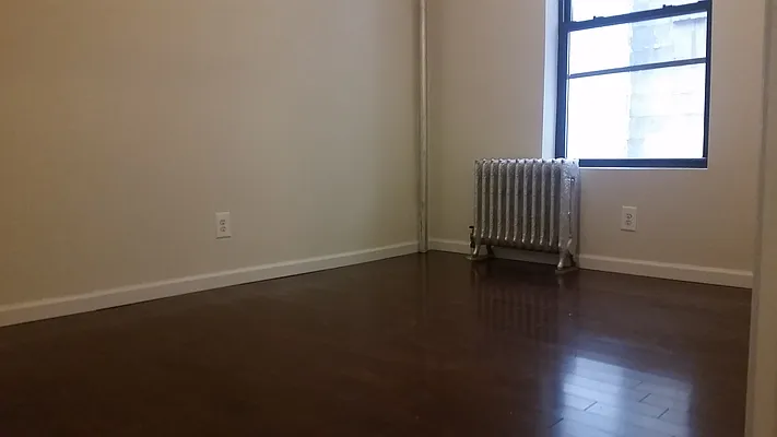 Rented by Lang Realty LLC | media 35