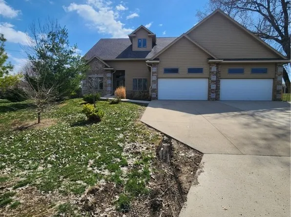 3312 Stanton Ave, Des Moines, IA 50321