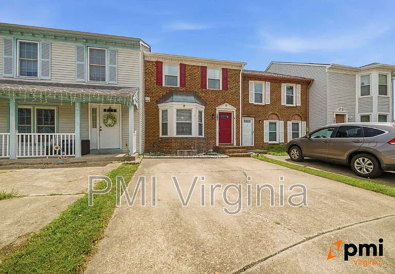 202 Stonehall Ct — Photo 33