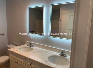208 Rocky Ridge Dr APT 18, Bangor, ME 04401