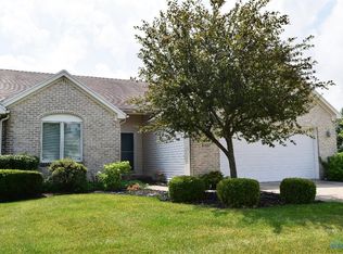 4407 Clearwater Dr W, Maumee, OH 43537