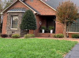 1437 34th Avenue Ln NE, Hickory, NC 28601