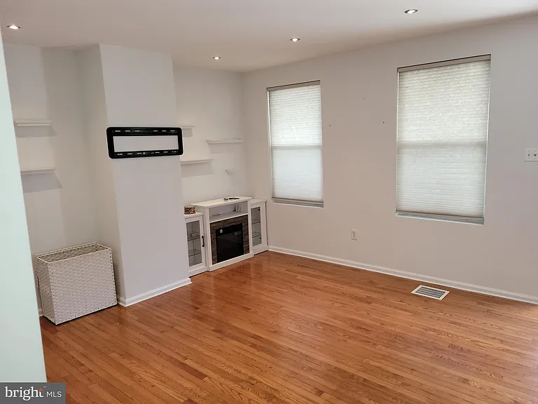 505 Apple St — Photo 5