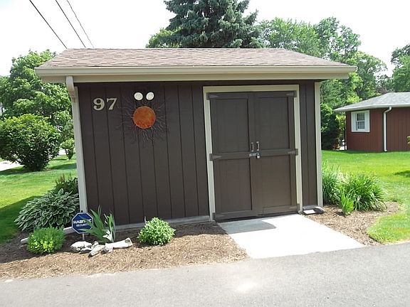 3rd image of 97 Park Dr