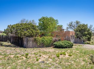 9 Bonito Ct, Santa Fe, NM 87508