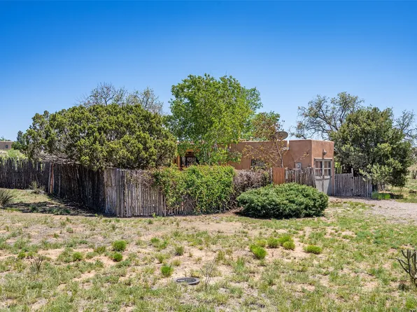 9 Bonito Ct, Santa Fe, NM 87508